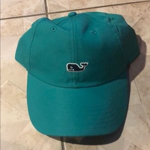 Vineyard vines hat new